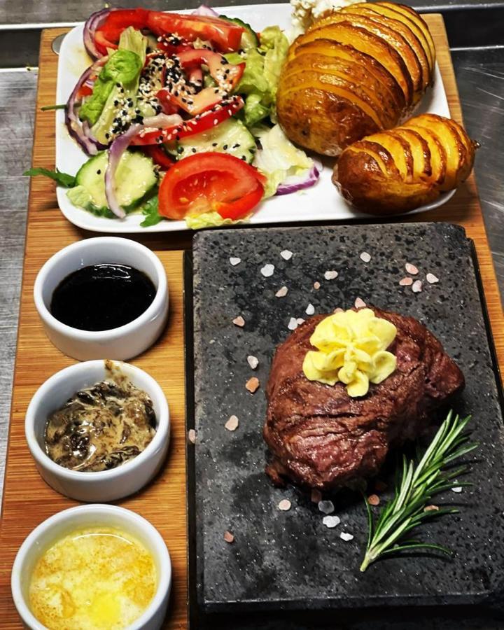 Restauracja I Noclegi Izba Rybacka W Krainie Wygaslych Wulkanow Podgorki Exteriér fotografie